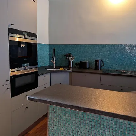Designer Loft In Center Trier